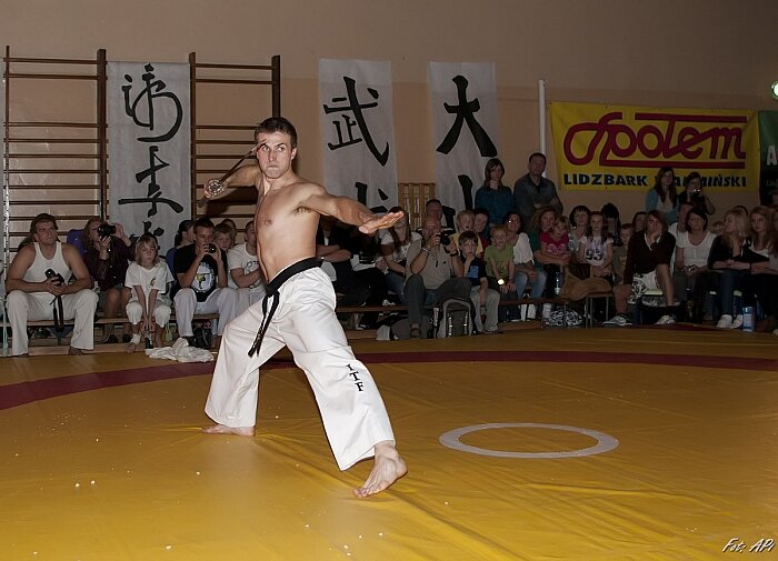 FOT9706